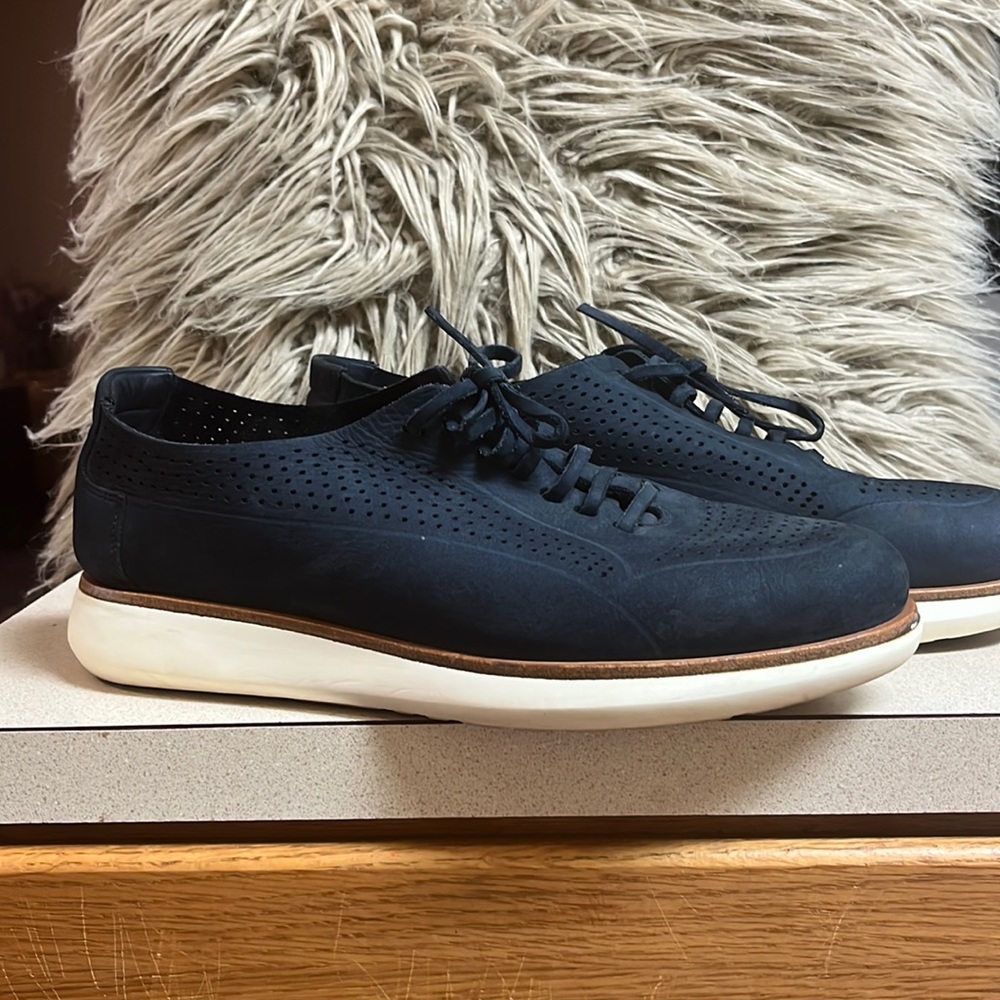Like new Giorgio Armani blue suede shoes made in Italy
